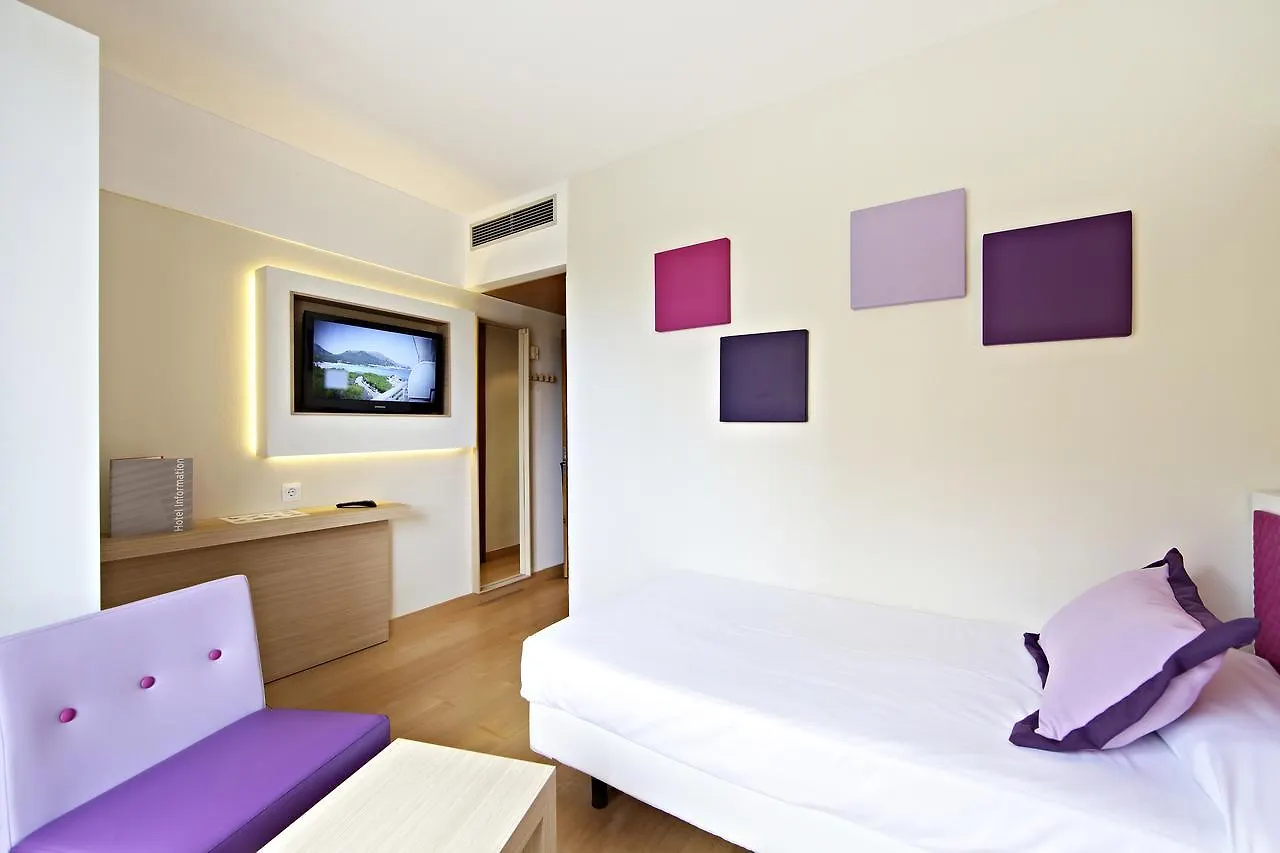 Hotel & Spa S'Entrador Playa 칼라 라트자다 4*,